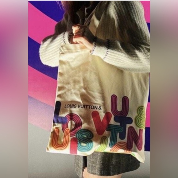 Last One 🛍️ Louis Vuitton Shenzhen Exhibition Tote Bag- Limited Edition - Picture 8 of 10